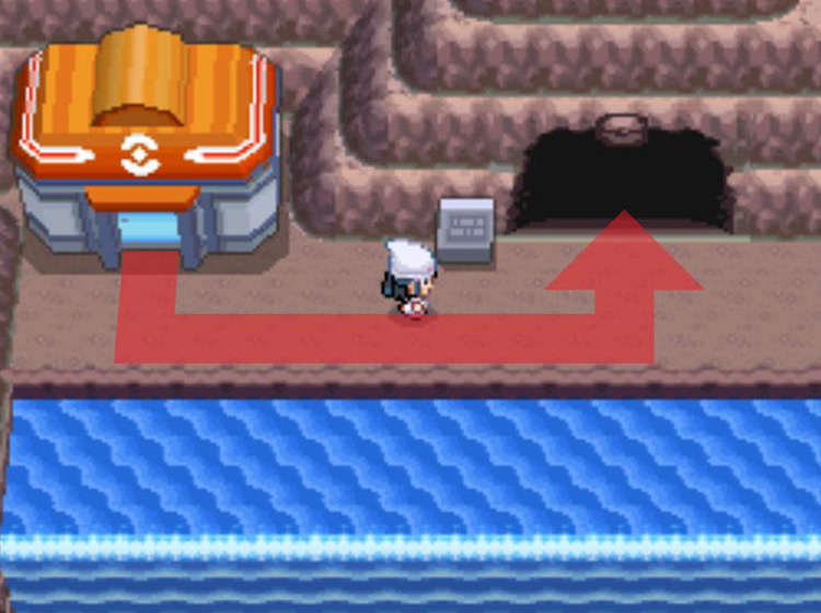 Entering the Victory Road cave entrance next to the Pokémon Center / Pokémon Platinum