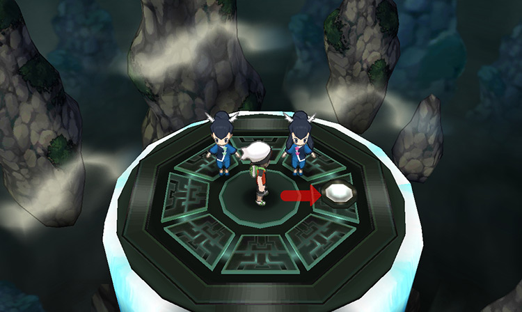Stepping on the teleporter and returning to the entrance. / Pokémon Omega Ruby and Alpha Sapphire
