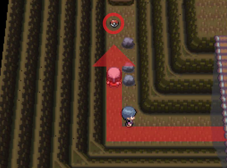 Turning into the alley to find TM41 in Victory Road. / Pokémon Platinum
