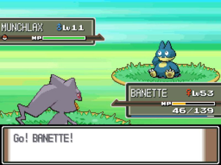 Encountering a wild Munchlax later at the same tree. / Pokémon Platinum