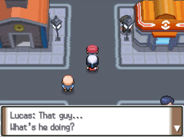 Catching a suspicious man skulking around town / Pokémon Platinum