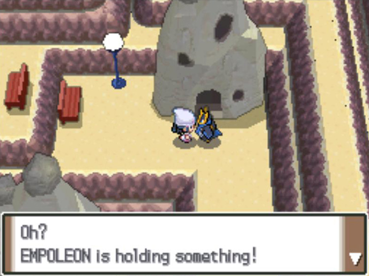 Talking to Empoleon to check for discovered items / Pokémon Platinum